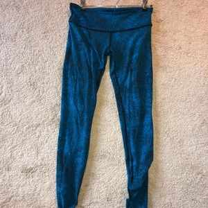 Lululemon leggings size 8